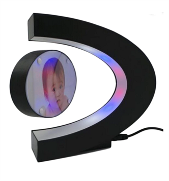 C-shaped suspended photo frame